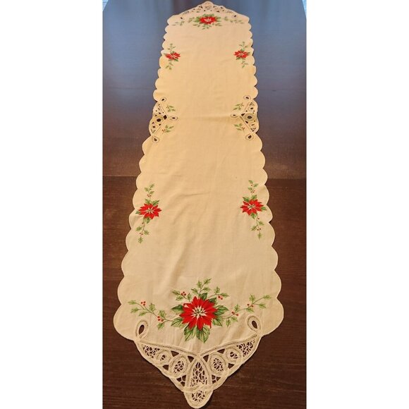 Christmas Table Runner Poinsettias Embroidered Battenburg Lace White Red Green - Picture 1 of 7